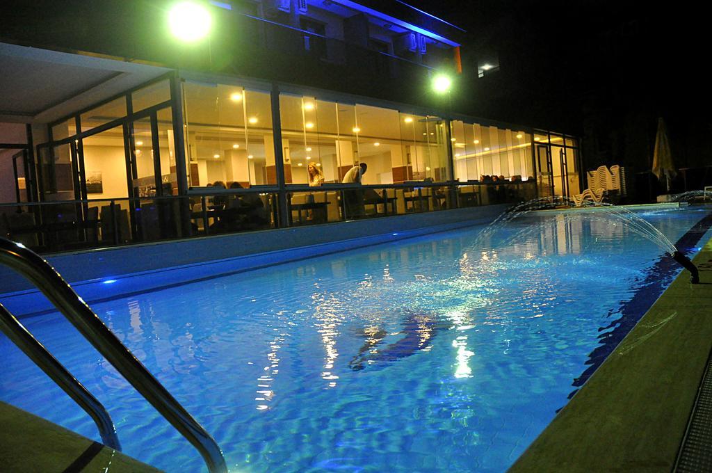 Comfort Ada Class Hotel Kusadası Exterior foto